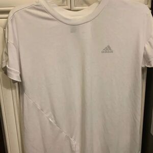 Adidas Womens  Logo Split Tee XL
Tee Shirt has a Split